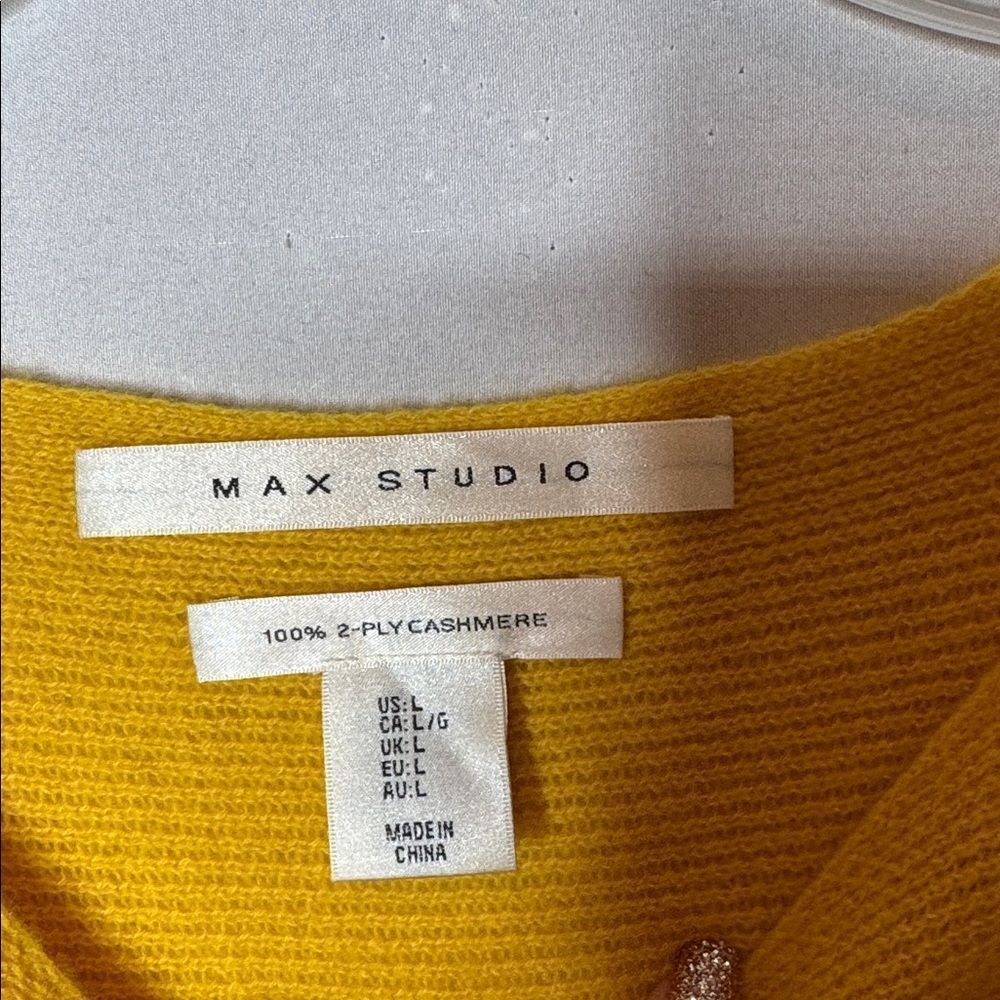 Max Studio Cashmere 2 Ply Yellow Golden Baseball Tee Shirt Style Sweater. Sz L. - Picture 3 of 6